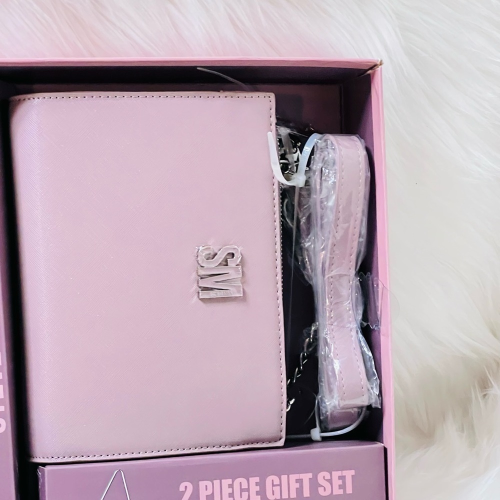 Steve Madden Bundle - Picture 2 of 5